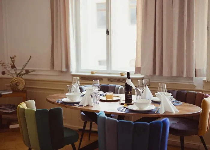 Appartement Exklusive Arthur In Zentraler Bestlage Von Zeitz! Vollausgestattet, Fahrstuhl, Magenta-tv, Highspeed Wlan Zeitz